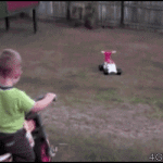 mom-pushes-kid-tricycle-fail_o_109199-2