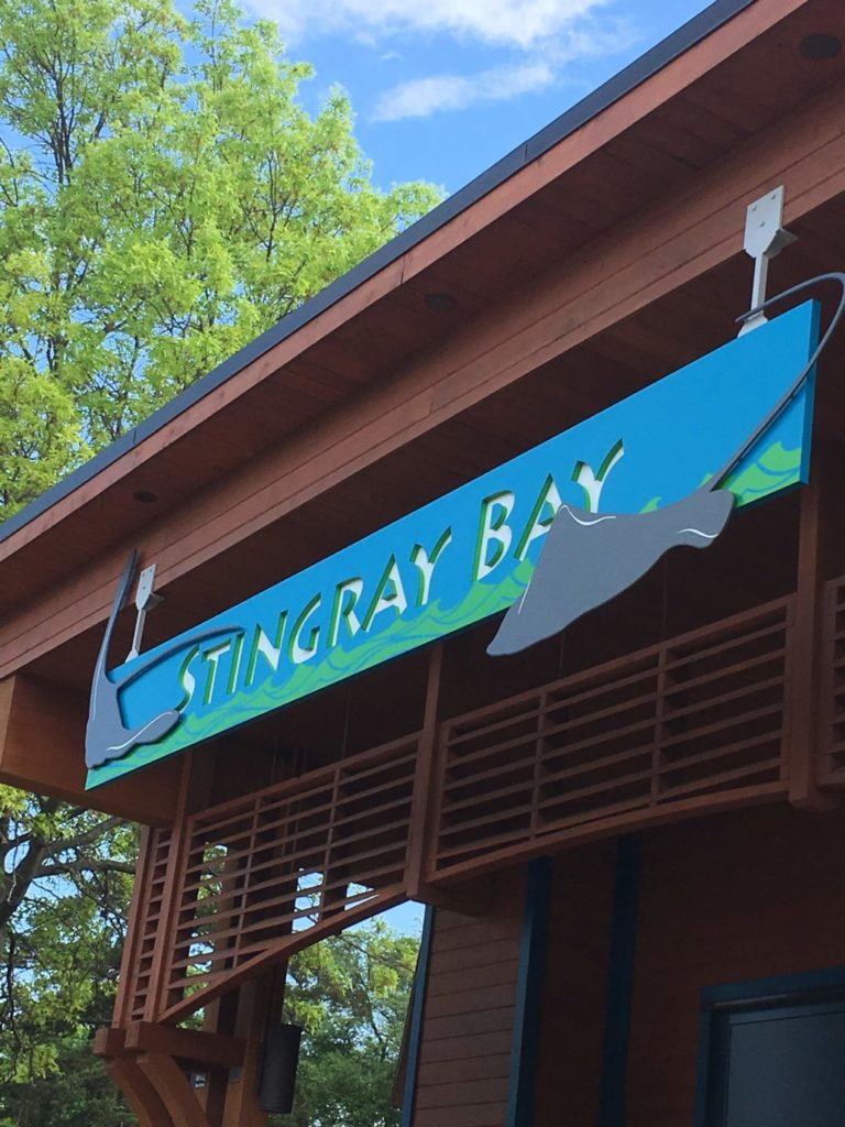 Stingray Bay | Kansas City Zoo