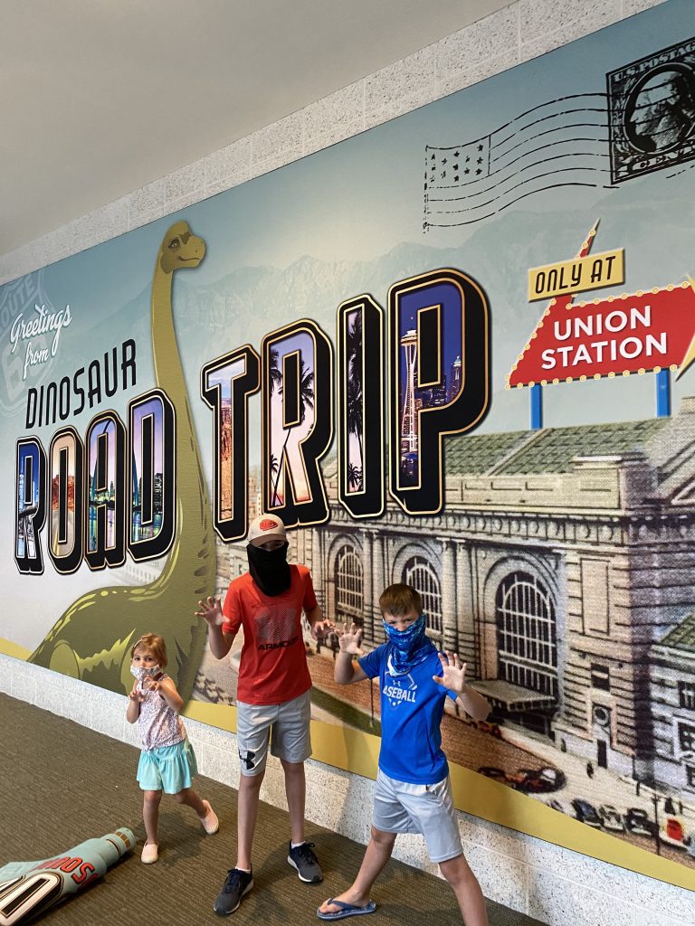 Dinosaur Road Trip, Union Station