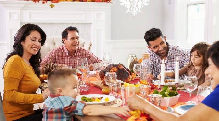 pic of family eating a holiday meal