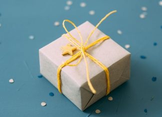 pic of a wrapped gift