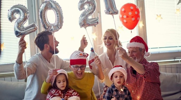 family celebrating the 2021 new year at home