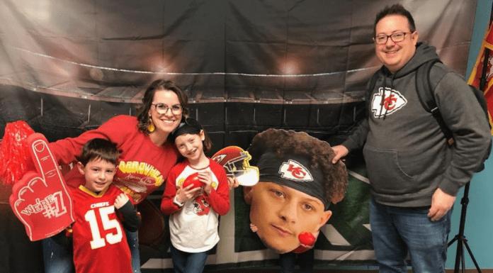 family in Chiefs apparel