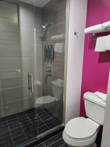 Aloft - Bricktown hotel bathroom